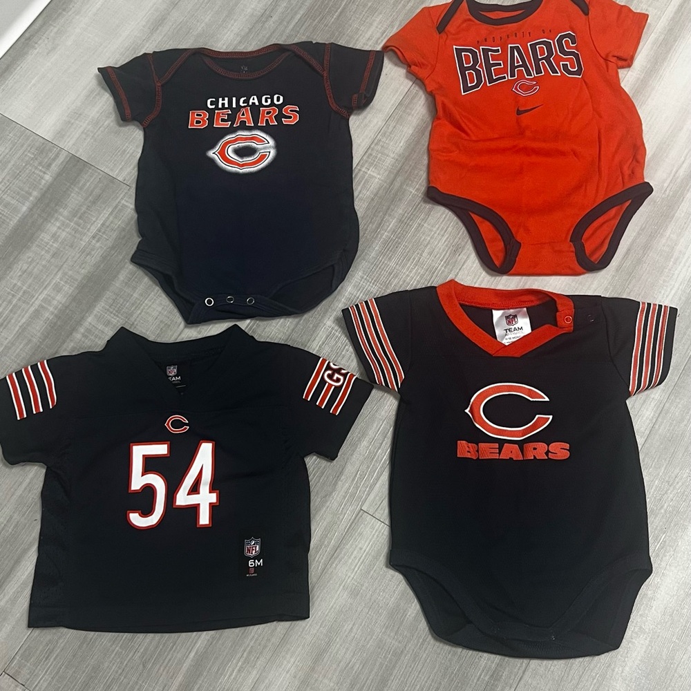 Chicago Bears Baby Onesies Set